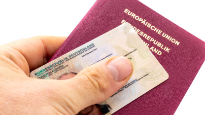 Pässe Reisepass und Personalausweis