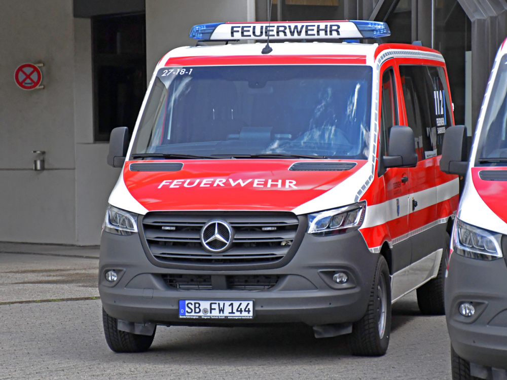 Mannschafts-Transport-Fahrzeug - FLSB 27-18-1 Mannschafts-Transport-Fahrzeug