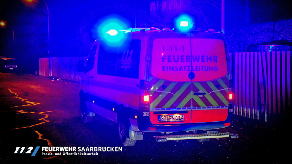 Einsatzbilder - Brand Lagerhalle Bischmisheim Einsatzbilder - Brand Lagerhalle Bischmisheim