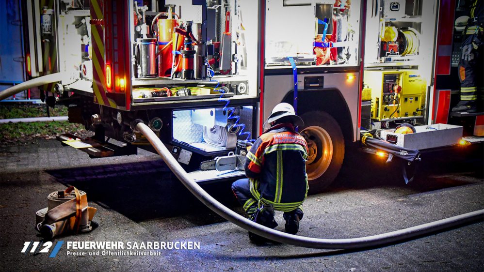 Einsatzbilder - Brand Lagerhalle Bischmisheim Einsatzbilder - Brand Lagerhalle Bischmisheim