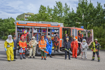 Kleidershow der Kolleginnen und Kollegen der Berufsfeuerwehr Image