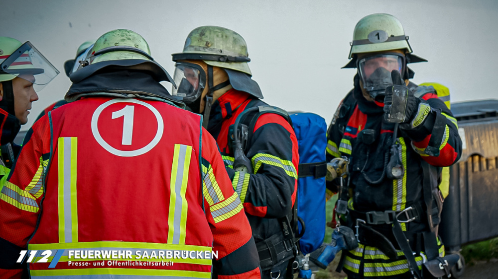 Wohnungsbrand mit Menschenrettung in Dudweiler - 11.01.2024 Wohnungsbrand mit Menschenrettung in Dudweiler - 11.01.2024